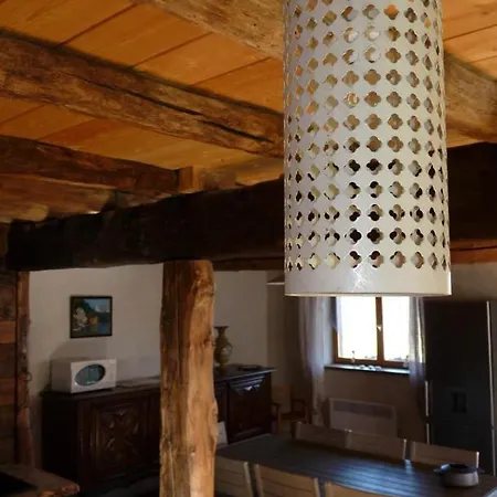 בית נופש Mourtis *